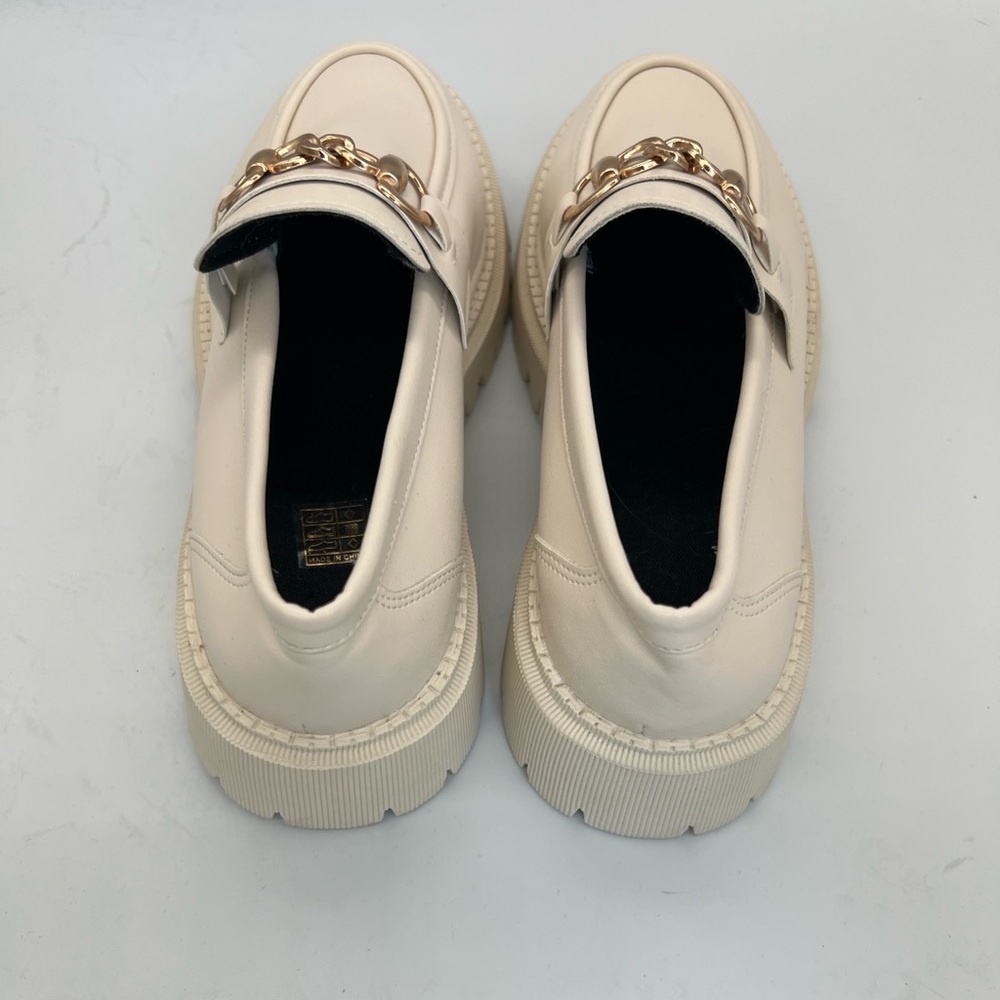 Cream Chain-Trim Loafers for Women - Picture 4 of 5